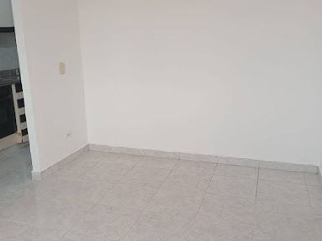 Apartamento de 3 alcobas en venta en Tierra Buena, Bogotá, 42 m² · foto 5 de 5