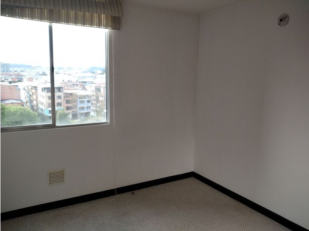 Apartamento de 3 alcobas en arriendo en Pradera Norte, Bogotá, 82 m² · foto 10 de 18