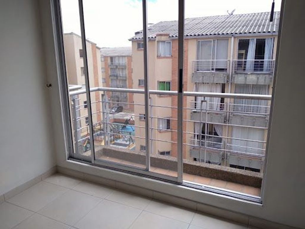 Apartamento de 3 alcobas en arriendo en Mirandela, Bogotá, 60 m² · foto 3 de 16