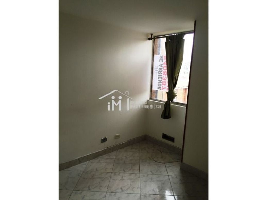 Apartamento de 2 alcobas en venta en Campo Alegre, Bogotá, 38 m² · foto 6 de 20