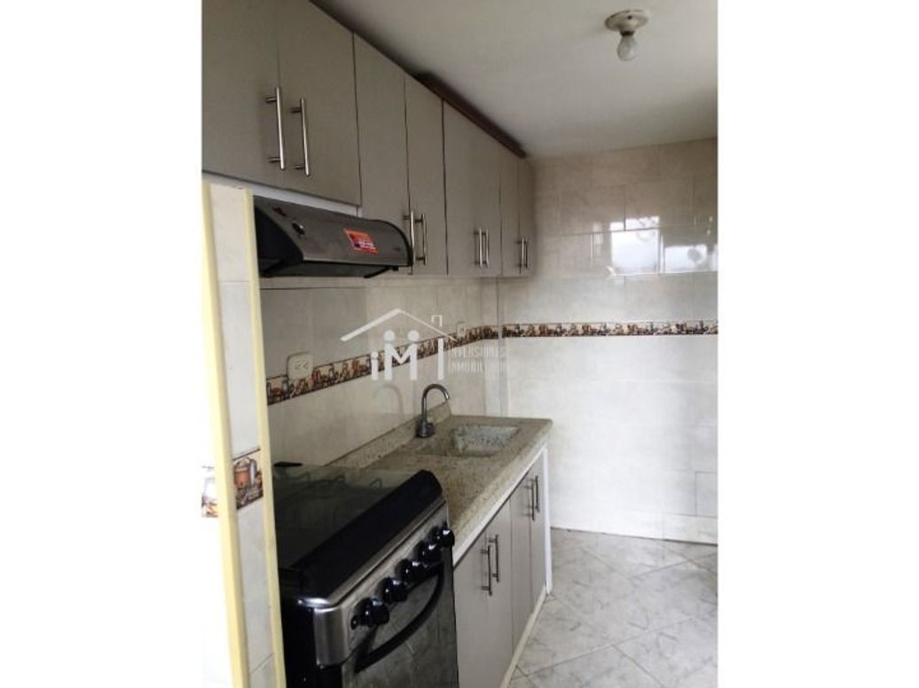 Apartamento de 2 alcobas en venta en Campo Alegre, Bogotá, 38 m² · foto 10 de 20