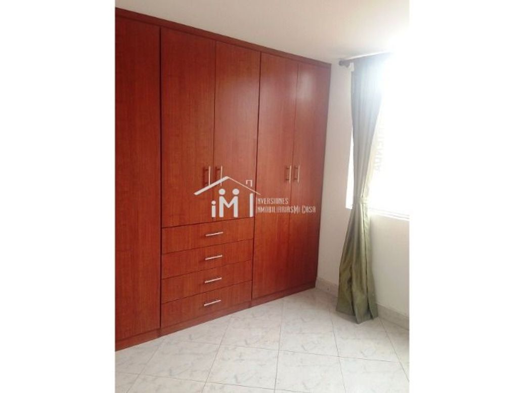 Apartamento de 2 alcobas en venta en Campo Alegre, Bogotá, 38 m² · foto 9 de 20
