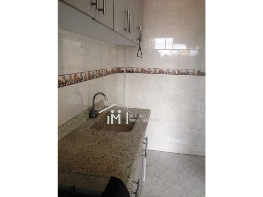 Apartamento de 2 alcobas en venta en Campo Alegre, Bogotá, 38 m² · foto 12 de 20