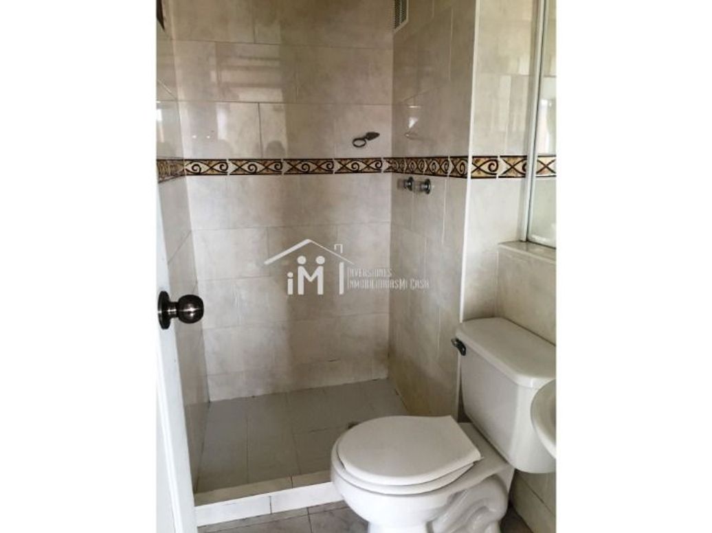 Apartamento de 2 alcobas en venta en Campo Alegre, Bogotá, 38 m² · foto 17 de 20