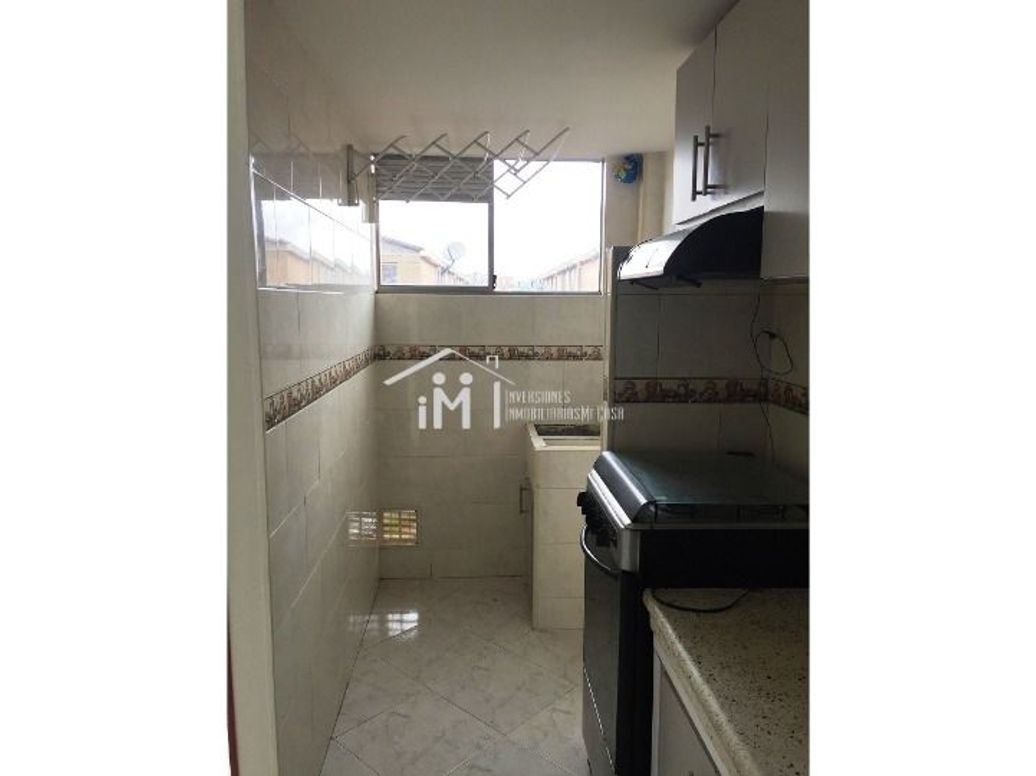 Apartamento de 2 alcobas en venta en Campo Alegre, Bogotá, 38 m² · foto 11 de 20
