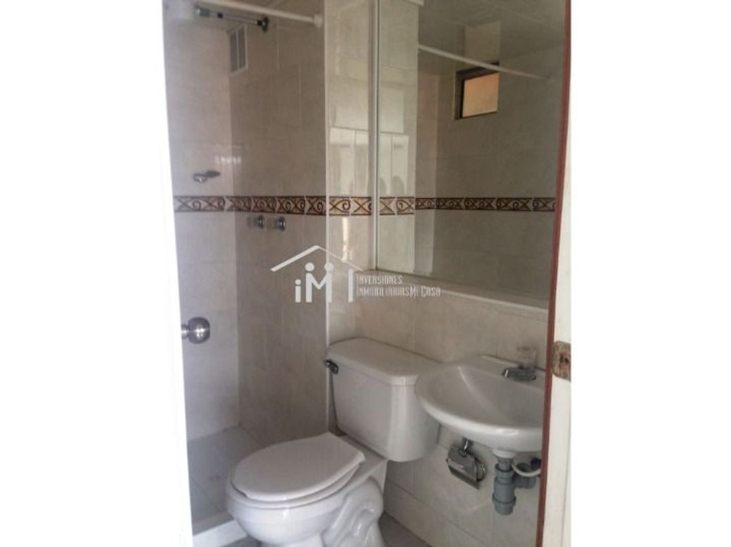 Apartamento de 2 alcobas en venta en Campo Alegre, Bogotá, 38 m² · foto 15 de 20
