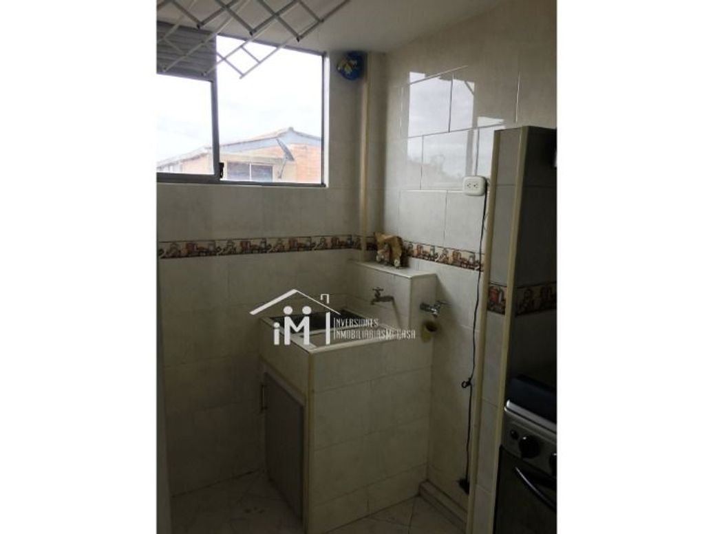 Apartamento de 2 alcobas en venta en Campo Alegre, Bogotá, 38 m² · foto 13 de 20