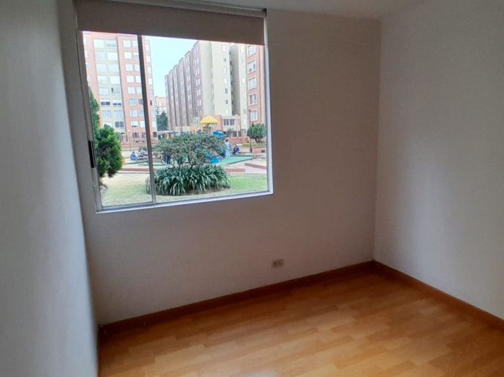 Apartamento de 2 alcobas en arriendo en Cr. San Carlos De Bariloche, Bogotá, 47 m² · foto 10 de 17