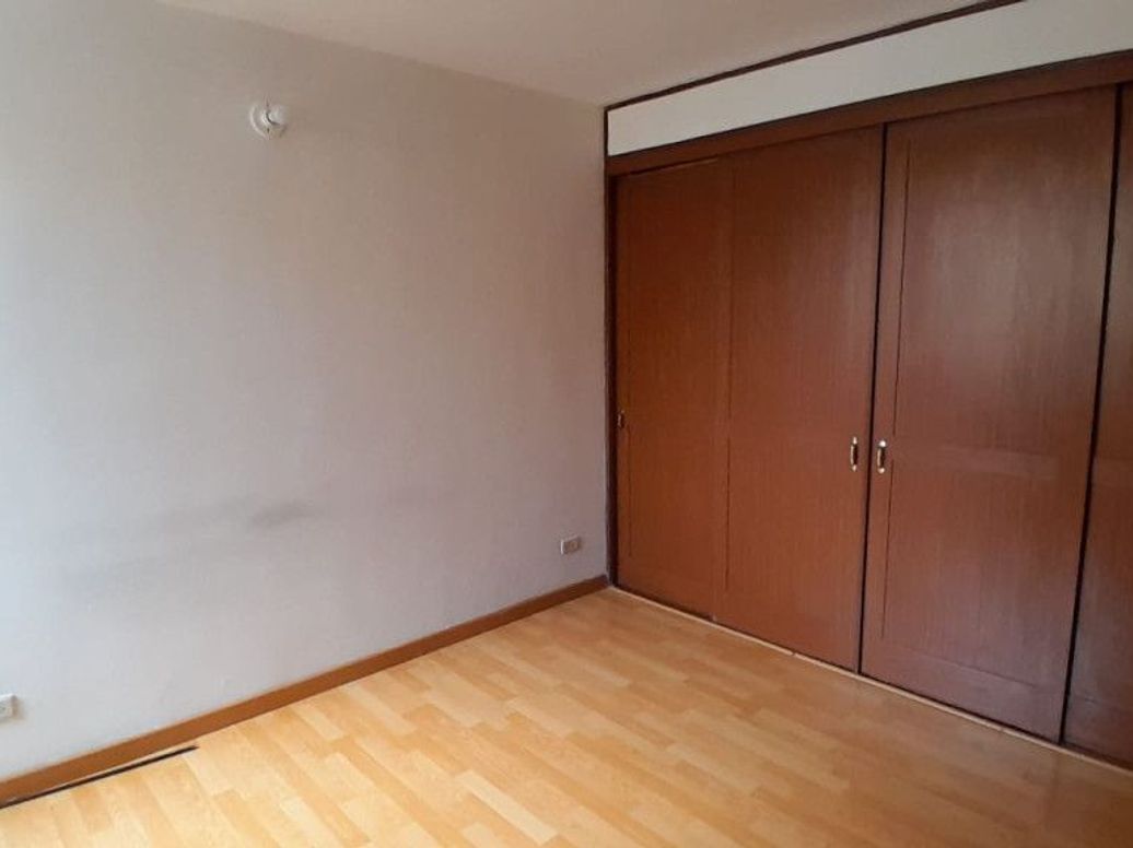 Apartamento de 2 alcobas en arriendo en Cr. San Carlos De Bariloche, Bogotá, 47 m² · foto 9 de 17