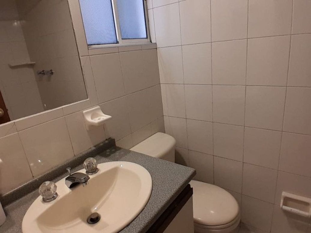 Apartamento de 2 alcobas en arriendo en Cr. San Carlos De Bariloche, Bogotá, 47 m² · foto 8 de 17