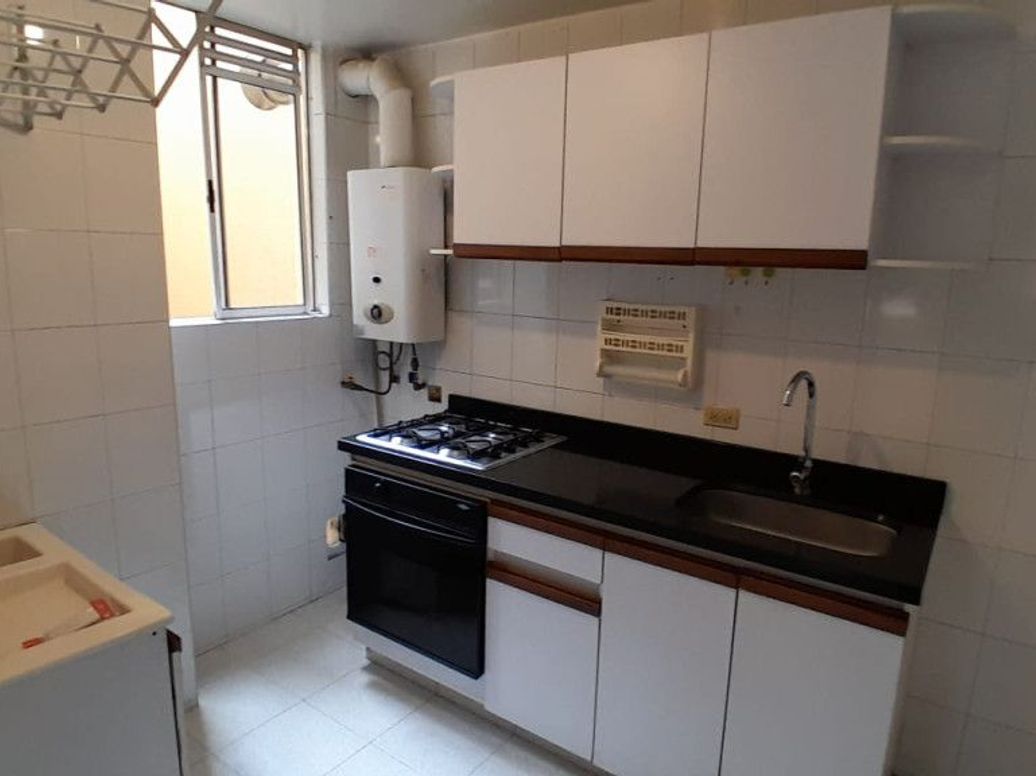 Apartamento de 2 alcobas en arriendo en Cr. San Carlos De Bariloche, Bogotá, 47 m² · foto 7 de 17