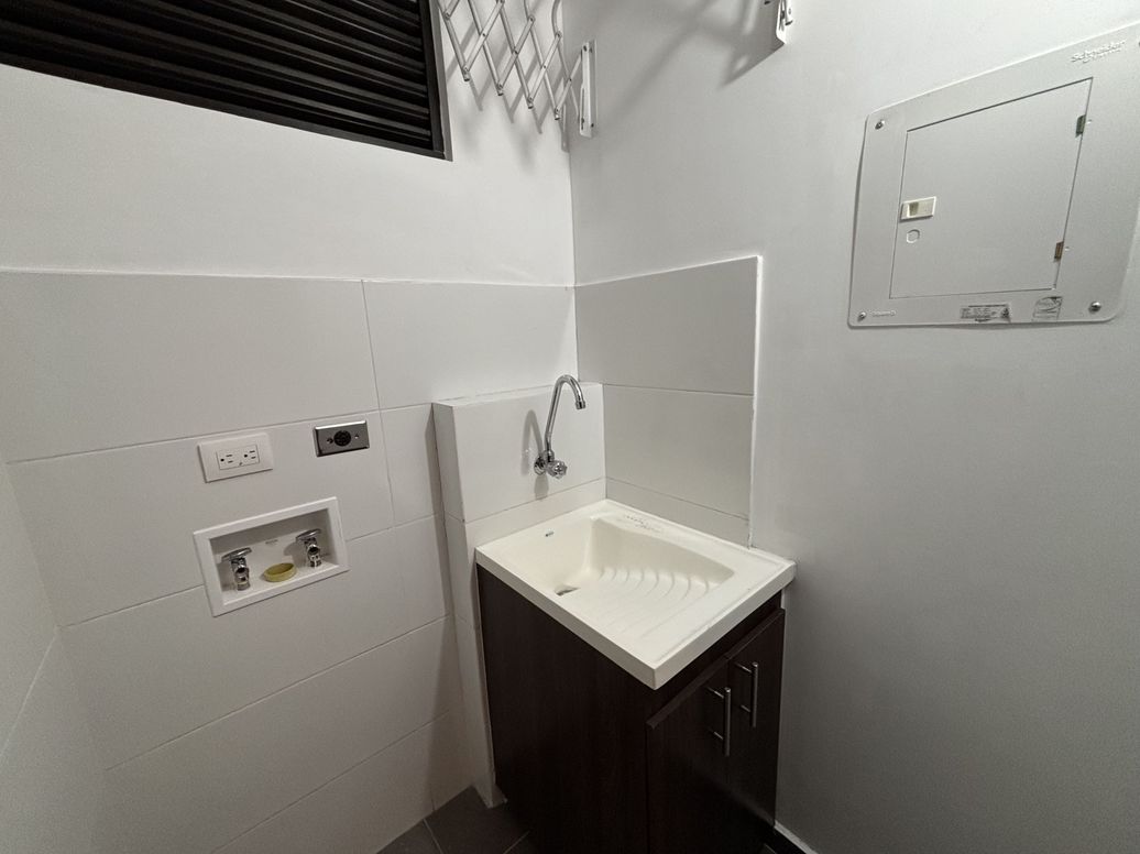 Apartamento de 2 alcobas en arriendo en Cantalejo, Bogotá, 60 m² · foto 15 de 19