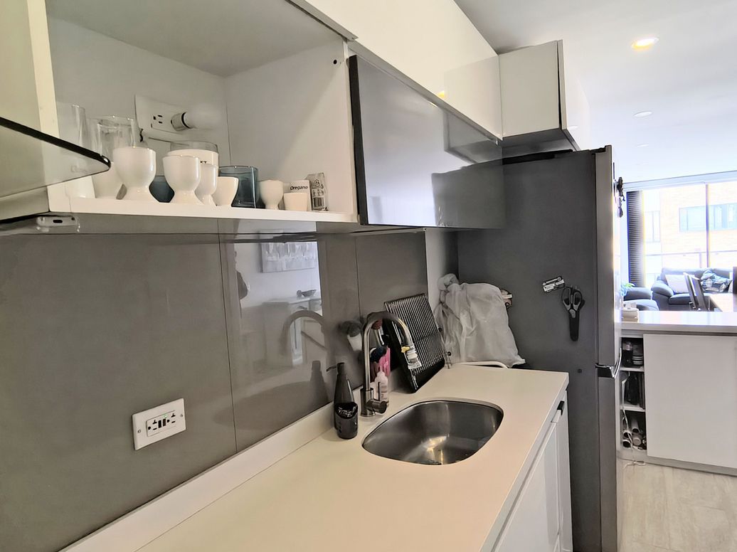 Apartamento de 3 alcobas en venta en Caobos Salazar, Bogotá, 105 m² · foto 4 de 20