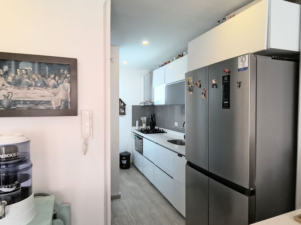 Apartamento de 3 alcobas en venta en Caobos Salazar, Bogotá, 105 m² · foto 2 de 20