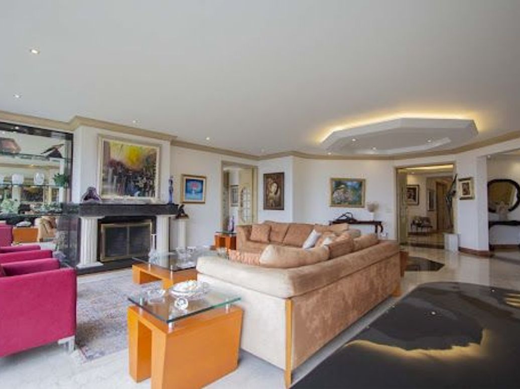 Apartamento de 4 alcobas en venta en Santa Barbara Alta, Bogotá, 403 m² · foto 6 de 20