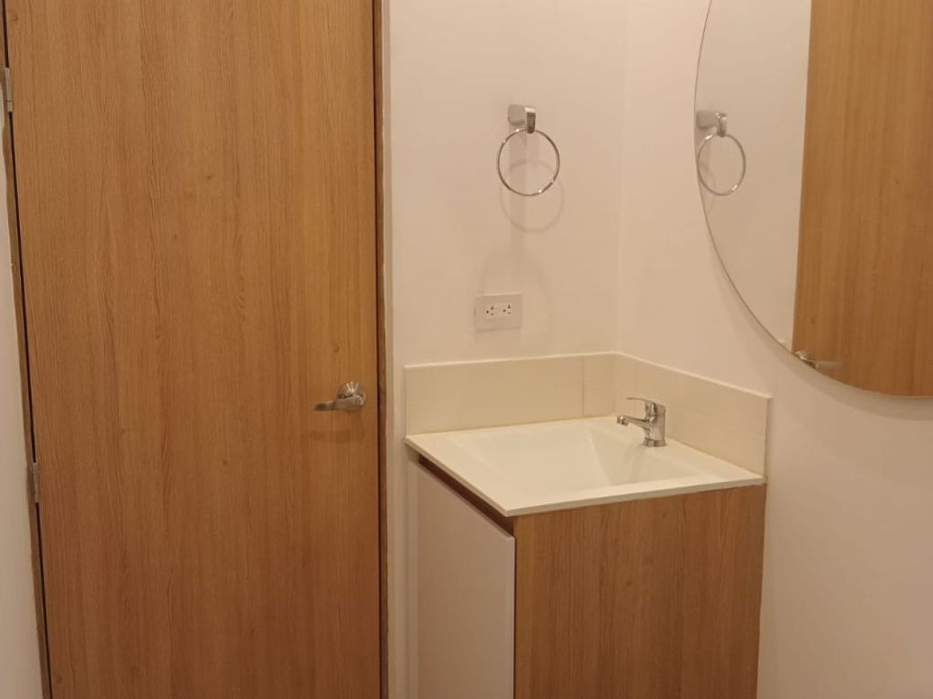 Apartaestudio en arriendo en Chapinero Central, Bogotá, 21 m² · foto 8 de 16
