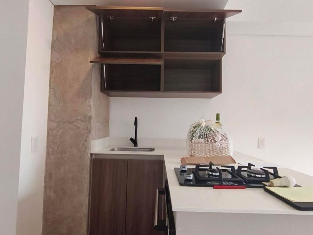 Apartaestudio en venta en San Patricio, Bogotá, 30 m² · foto 2 de 14