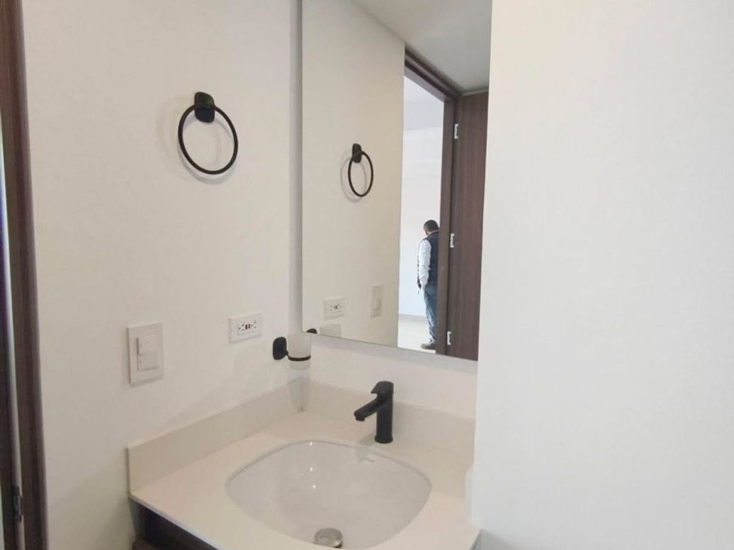 Apartaestudio en venta en San Patricio, Bogotá, 30 m² · foto 9 de 14