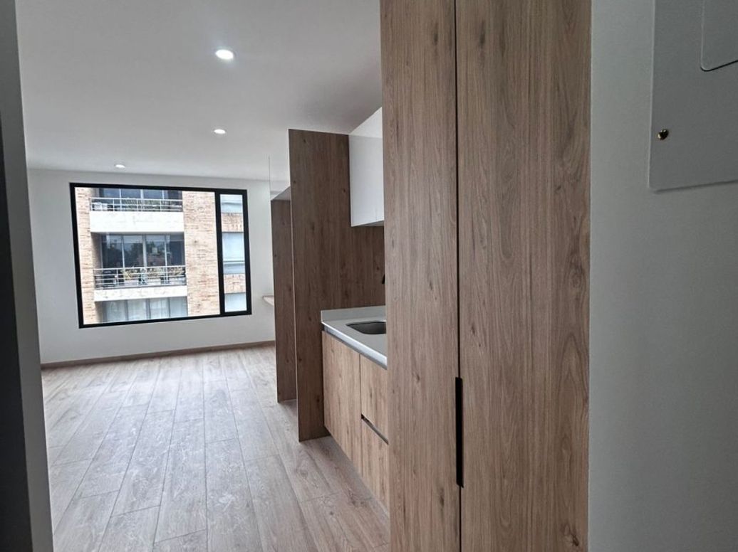 Apartaestudio en arriendo en Chico Norte Et. Iii, Bogotá, 30 m² · foto 7 de 16
