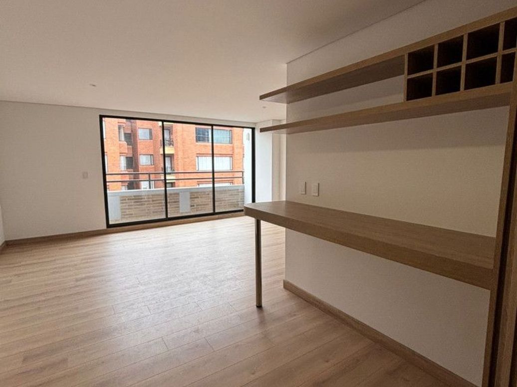 Apartaestudio en venta en Santa Barbara Occidental, Bogotá, 58 m² · foto 8 de 20