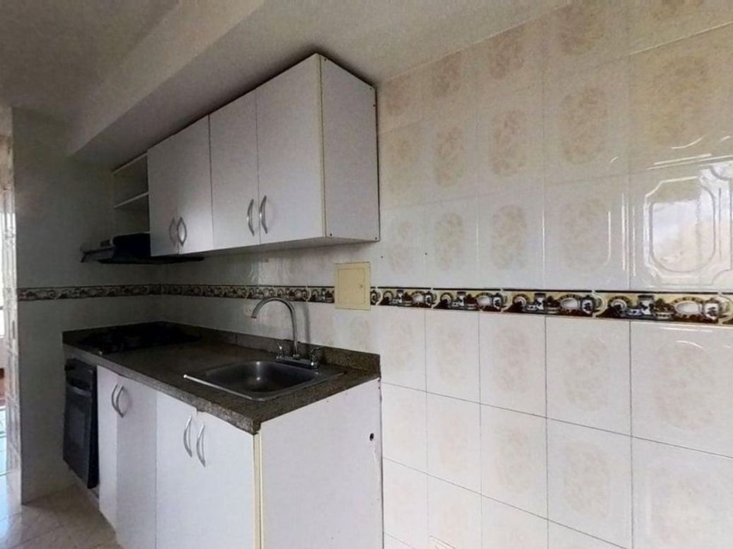 Apartamento de 4 alcobas en venta en Multifamiliares La Paz, Bogotá, 91 m² · foto 11 de 20