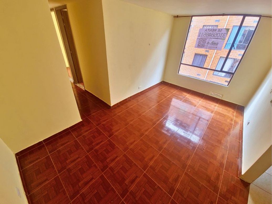 Apartamento de 3 alcobas en arriendo en Usme Centro, Bogotá, 42 m² · foto 2 de 13