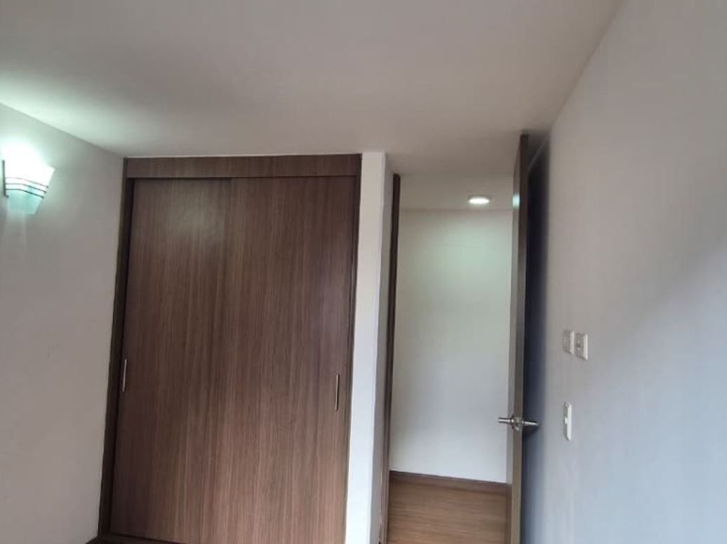 Apartamento de 3 alcobas en arriendo en El Redil, Bogotá, 88 m² · foto 14 de 20