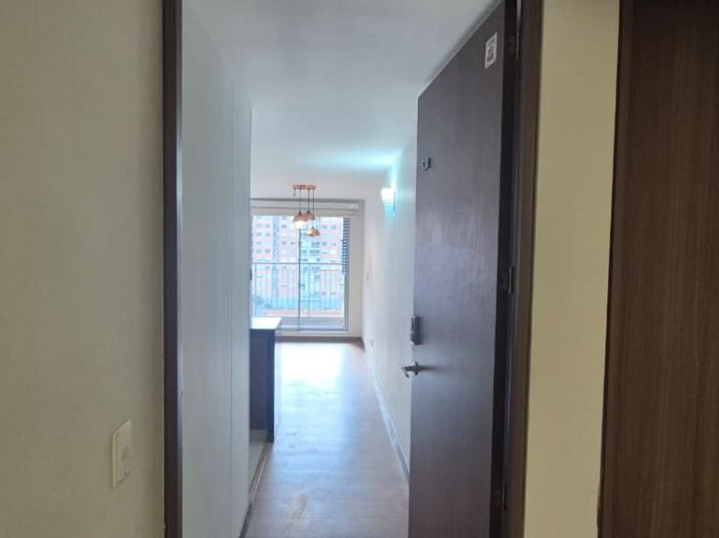 Apartamento de 3 alcobas en arriendo en El Redil, Bogotá, 88 m² · foto 2 de 20