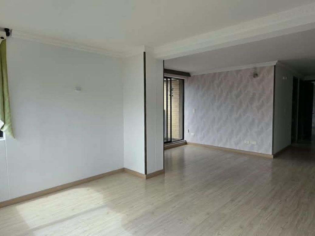 Apartamento de 3 alcobas en venta en Britalia Norte, Bogotá, 97 m² · foto 8 de 20