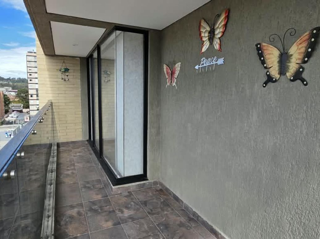 Apartamento de 3 alcobas en venta en Britalia Norte, Bogotá, 97 m² · foto 12 de 20