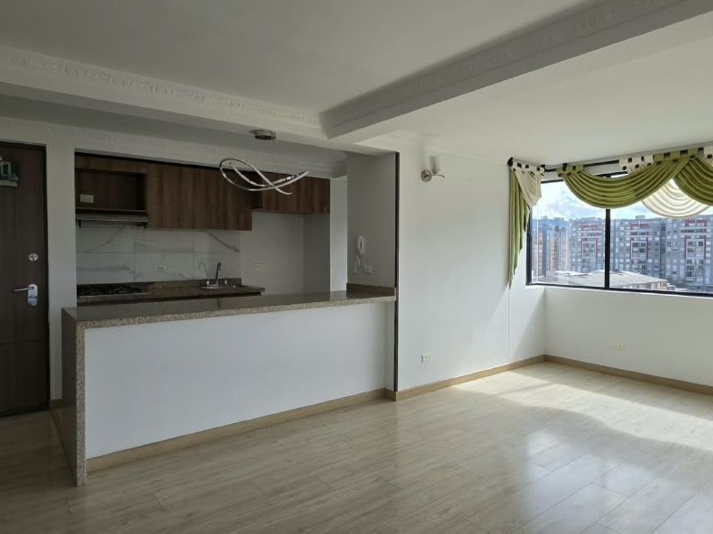 Apartamento de 3 alcobas en venta en Britalia Norte, Bogotá, 97 m² · foto 5 de 20