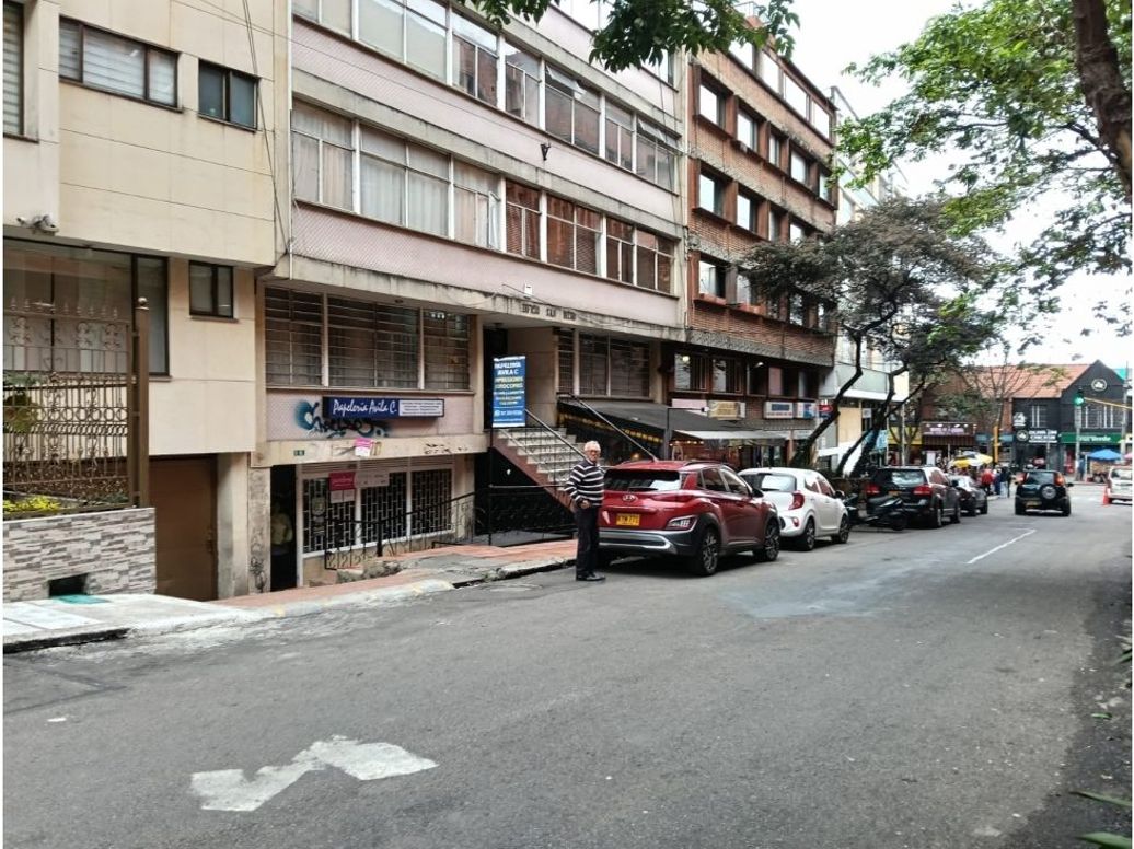 Apartamento de 4 alcobas en venta en Chapinero Central, Bogotá, 122 m² · foto 3 de 20