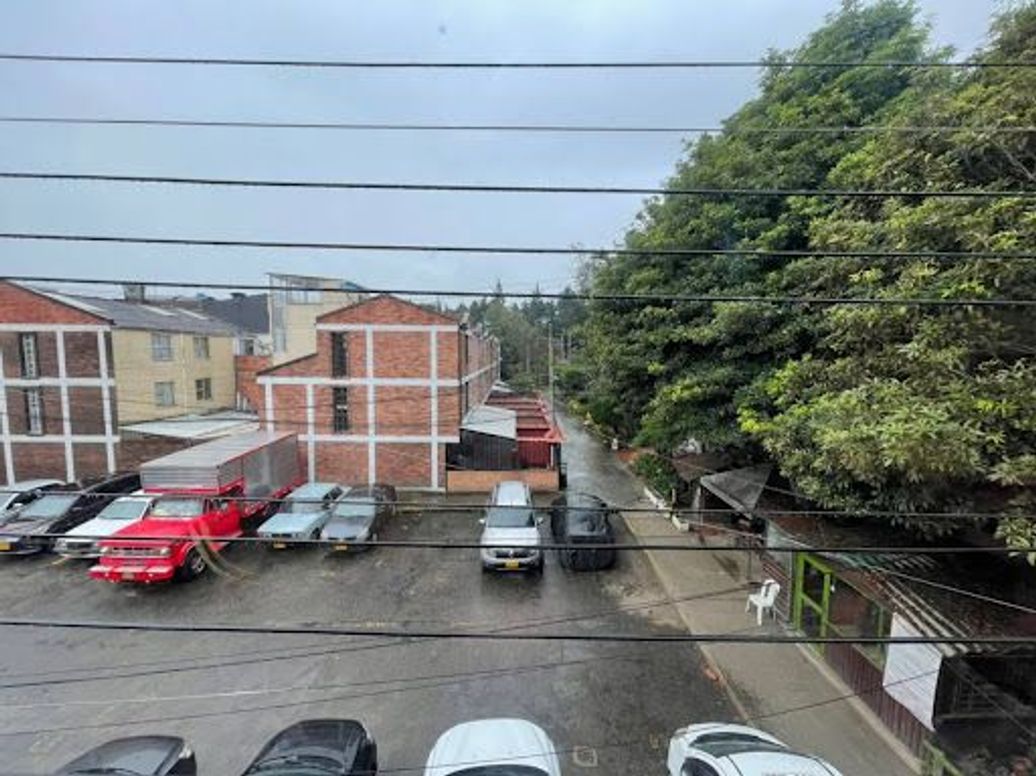 Casa de 4 alcobas en venta en Villas De Granada, Bogotá, 94 m² · foto 5 de 20