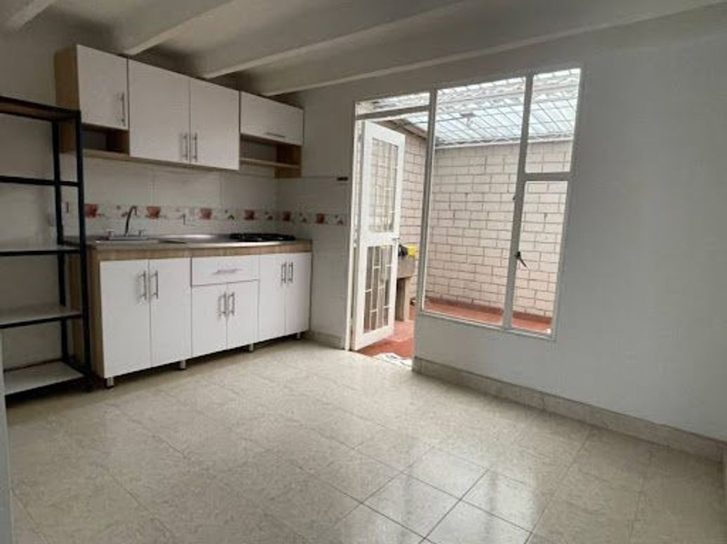 Casa de 4 alcobas en venta en Villas De Granada, Bogotá, 94 m² · foto 18 de 20
