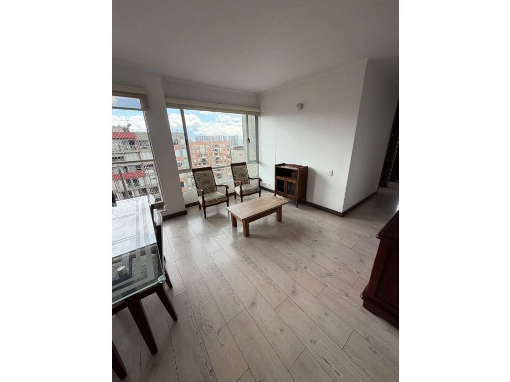 Apartamento de 3 alcobas en venta en Hayuelos, Bogotá, 82 m² · foto 10 de 20