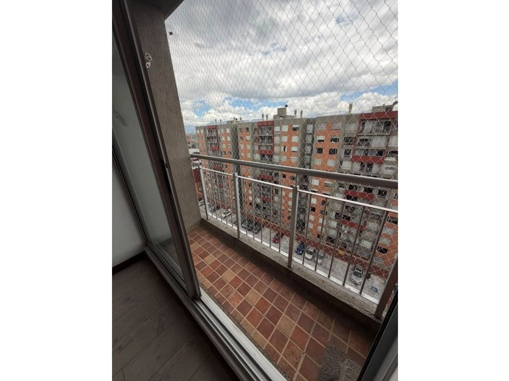 Apartamento de 3 alcobas en venta en Hayuelos, Bogotá, 82 m² · foto 14 de 20