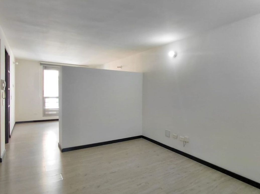 Apartaestudio en arriendo en Chapinero Central, Bogotá, 37 m² · foto 2 de 20
