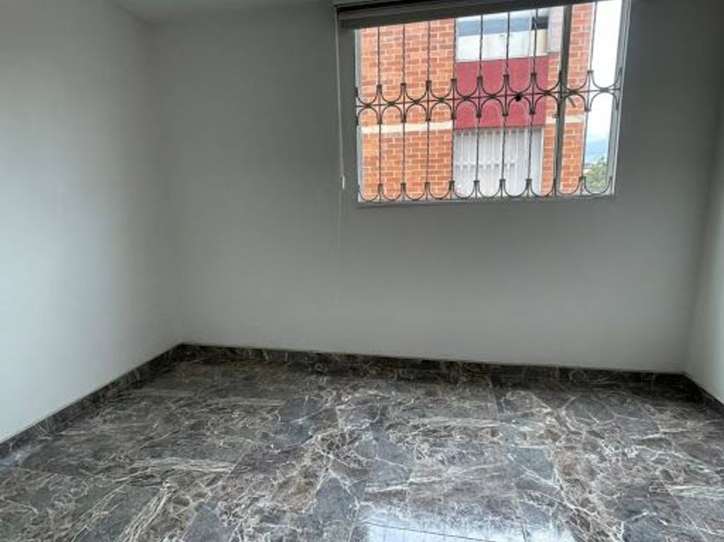 Casa de 4 alcobas en venta en Castilla, Bogotá, 68 m² · foto 14 de 20