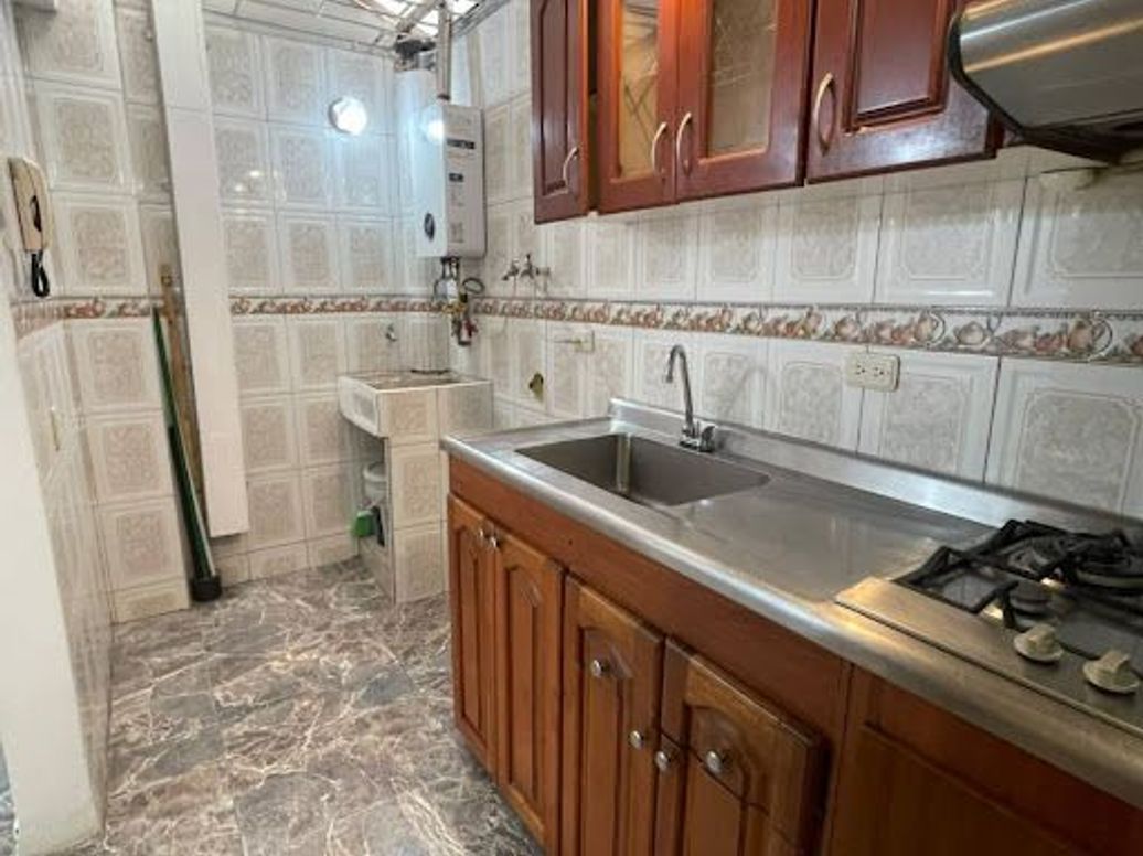 Casa de 4 alcobas en venta en Castilla, Bogotá, 68 m² · foto 4 de 20