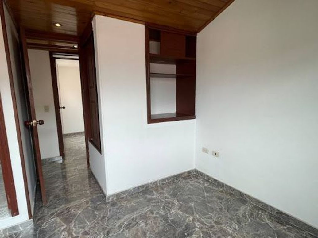 Casa de 4 alcobas en venta en Castilla, Bogotá, 68 m² · foto 18 de 20