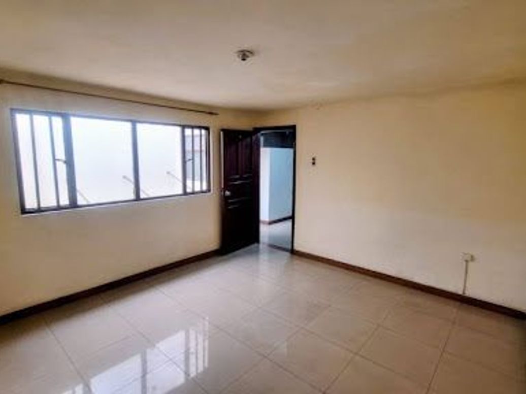 Casa de 5 alcobas en venta en Olarte, Bogotá, 90 m² · foto 17 de 20