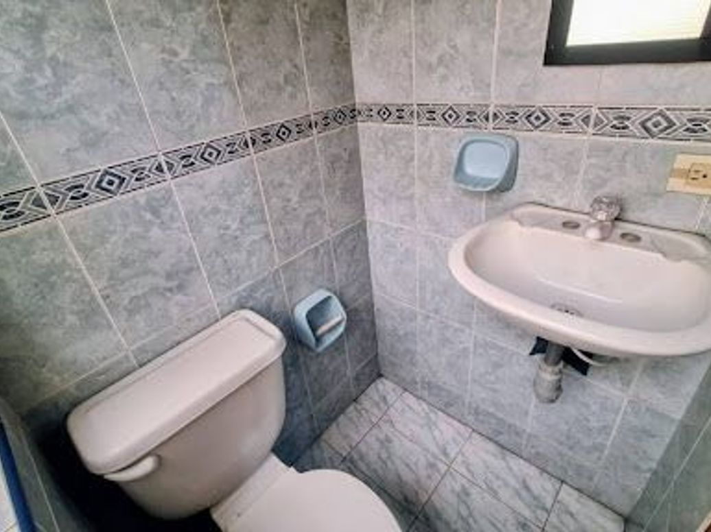Casa de 5 alcobas en venta en Olarte, Bogotá, 90 m² · foto 18 de 20