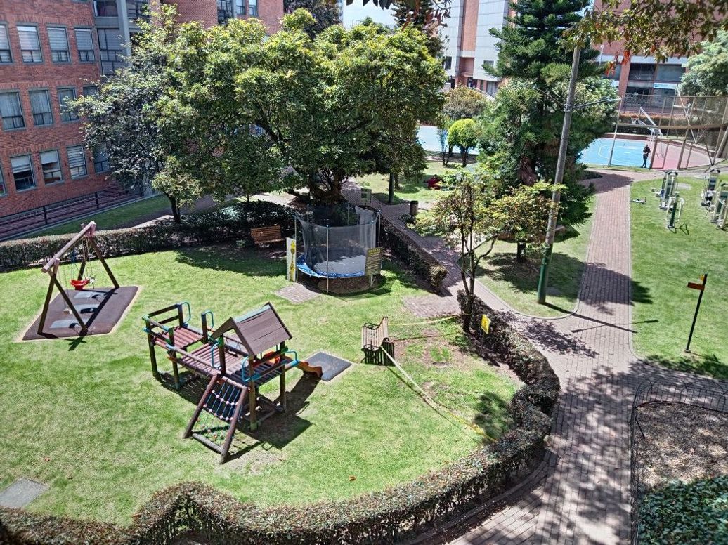Apartamento de 3 alcobas en venta en La Castellana, Bogotá, 88 m² · foto 6 de 20