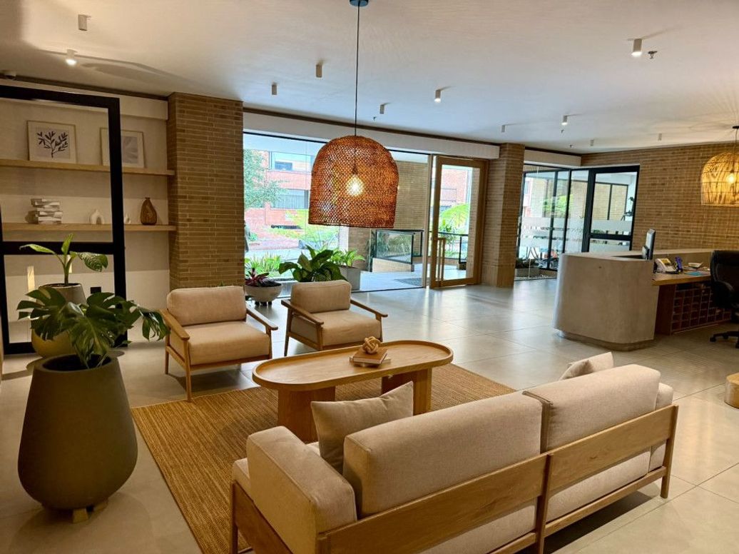 Apartamento de 3 alcobas en arriendo en La Carolina, Bogotá, 160 m² · foto 4 de 20