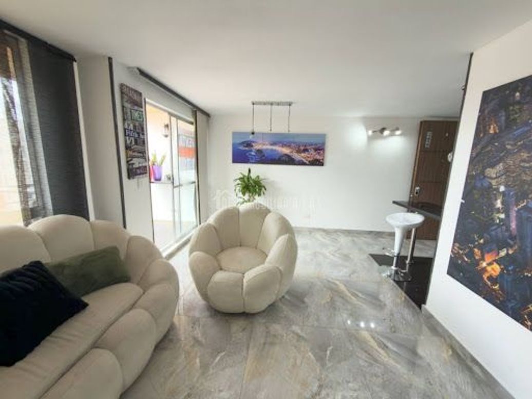 Apartamento de 3 alcobas en venta en Castilla La Nueva, Bogotá, 76 m² · foto 2 de 20