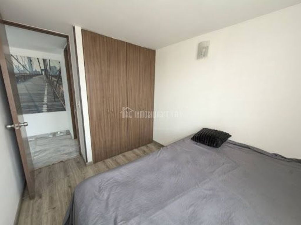 Apartamento de 3 alcobas en venta en Castilla La Nueva, Bogotá, 76 m² · foto 18 de 20