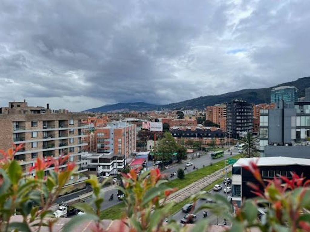 Apartamento de 3 alcobas en venta en Rincon Del Chicó, Bogotá, 133 m² · foto 3 de 20