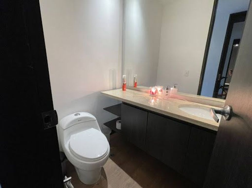 Apartamento de 3 alcobas en venta en Rincon Del Chicó, Bogotá, 133 m² · foto 7 de 20