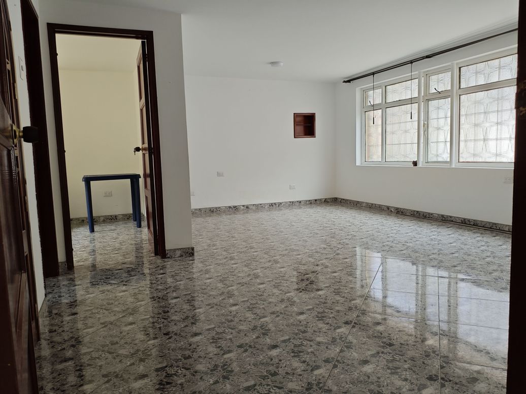 Casa de 6 alcobas en venta en Galan, Bogotá, 374 m² · foto 4 de 20