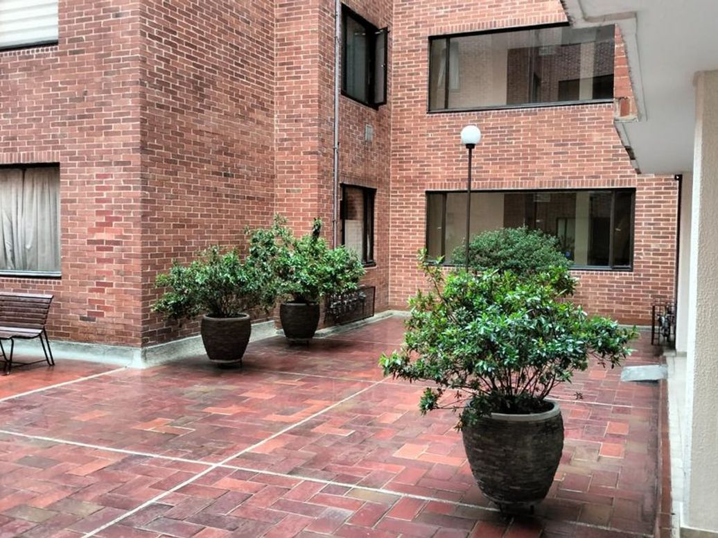 Apartamento de 2 alcobas en venta en Cedritos, Bogotá, 68 m² · foto 17 de 20